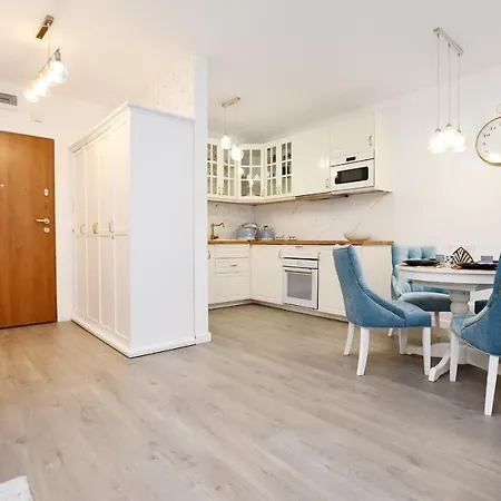 Apartamenty Navigator -Lux Nadmorskie Tarasy Kolobrzeg Exterior photo
